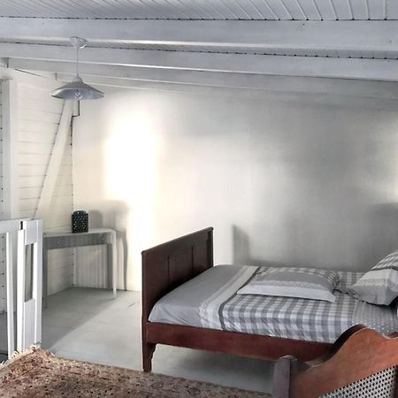 Appartement Cosy Au Carbet Avec Balcon Et Vue Sur Mer 70 M² Le Carbet Ngoại thất bức ảnh