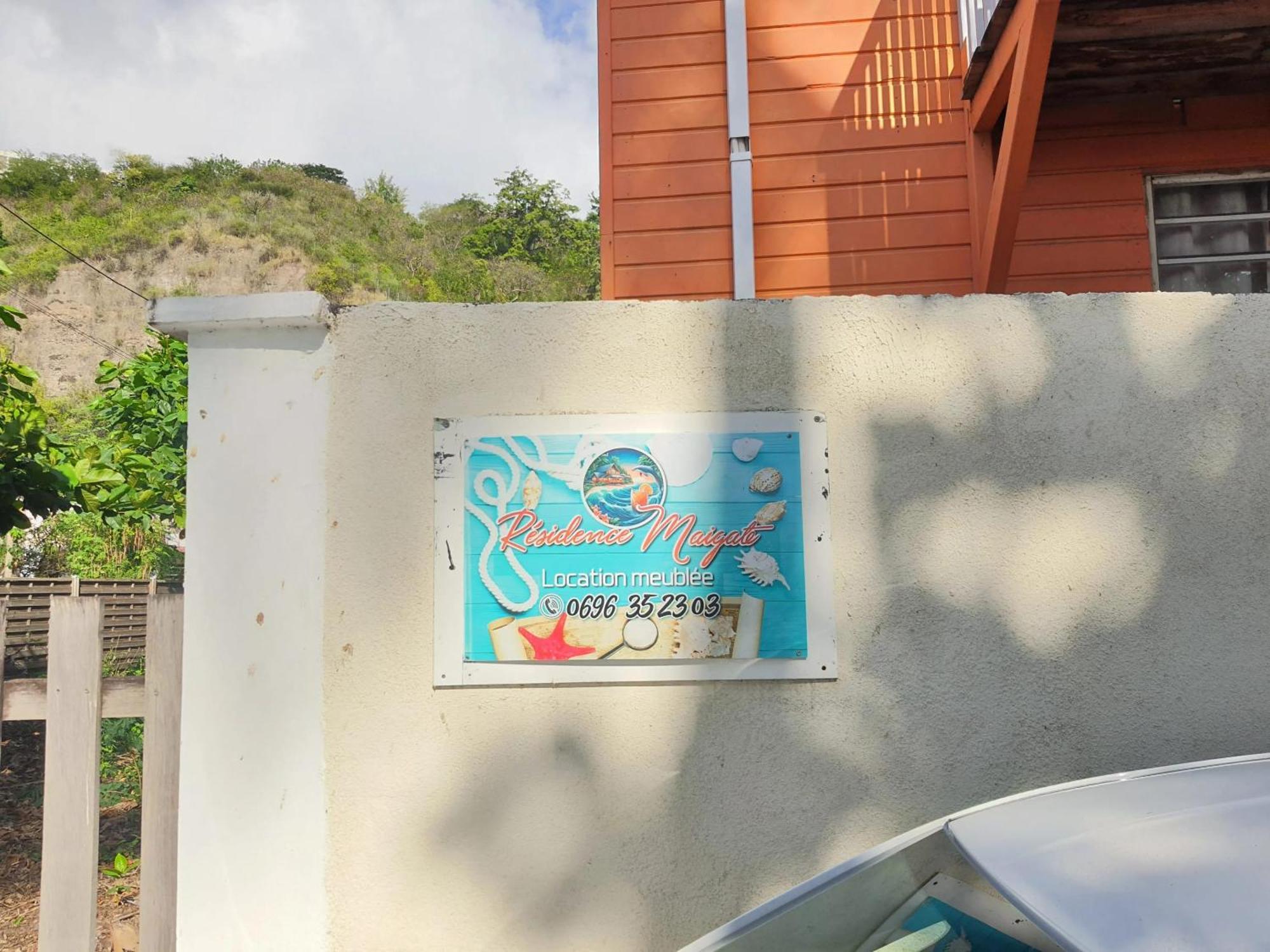 Appartement Cosy Au Carbet Avec Balcon Et Vue Sur Mer 70 M² Le Carbet Ngoại thất bức ảnh